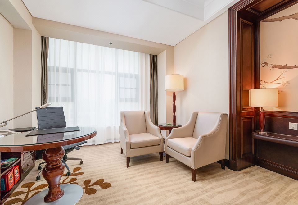 荷里活·特大大床房「超寬舒睡空間+定制床墊+品質床品」