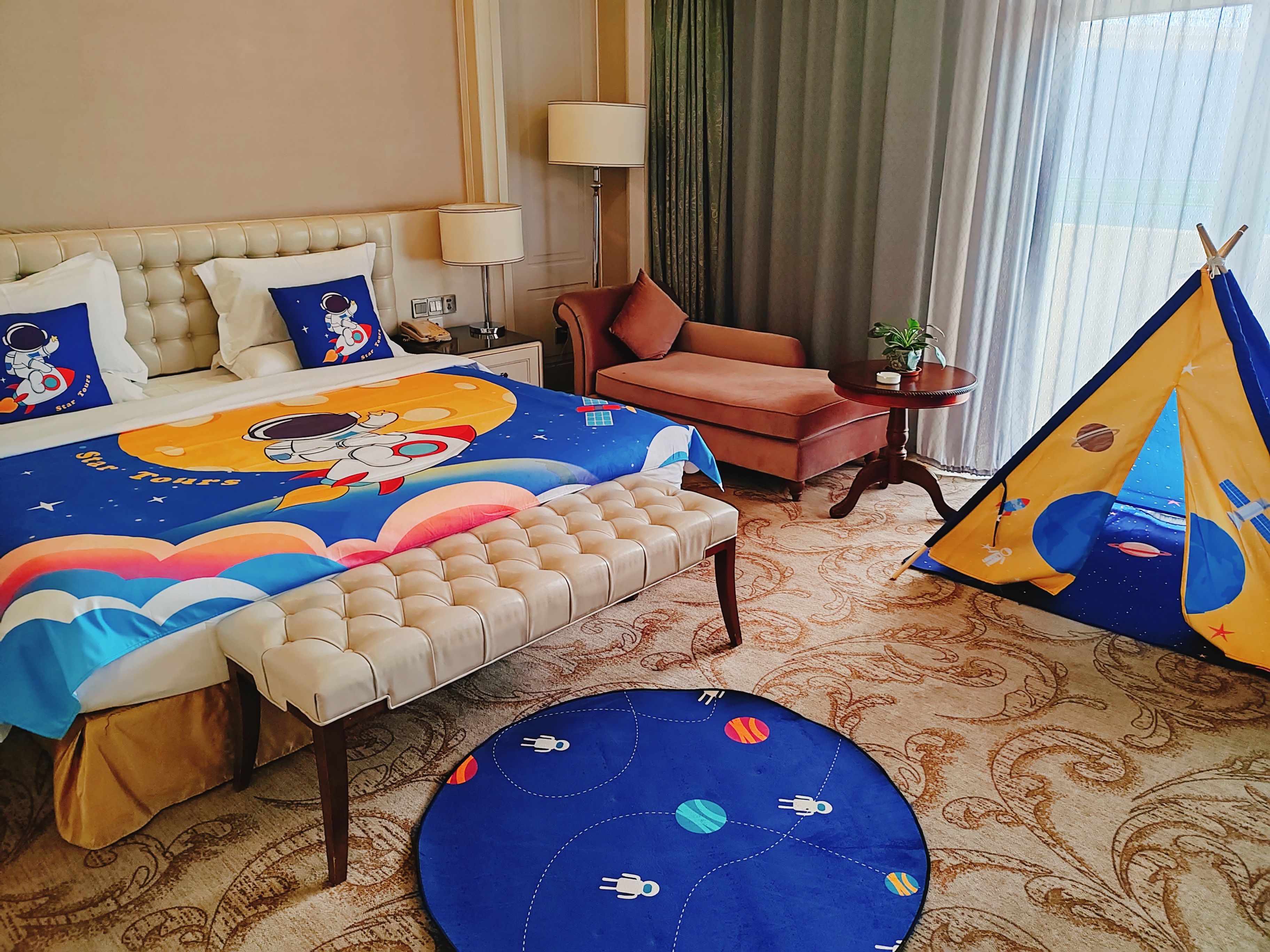 童趣|遨游太空主题房