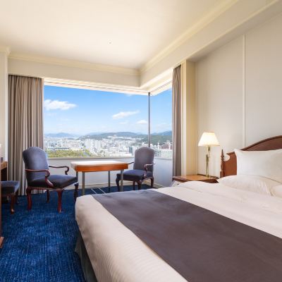 エグゼクティブ クイーンルーム リーガロイヤルホテル 広島 クーポン