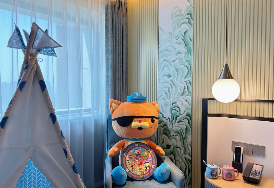 海底小纵队主题亲子房
