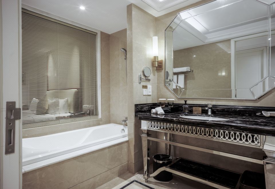 Haiyue Hotel XiapuExecutive Room (Double Bed)