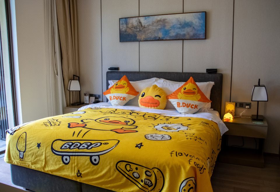 B.Duck小黃鴨親子靜謐園景大床房