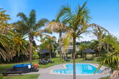 Taipa Beach Resort Hotels in 