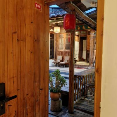 前庭商務大床房【世夢·春夢】 泉州上清樓·清代庭院客棧優惠