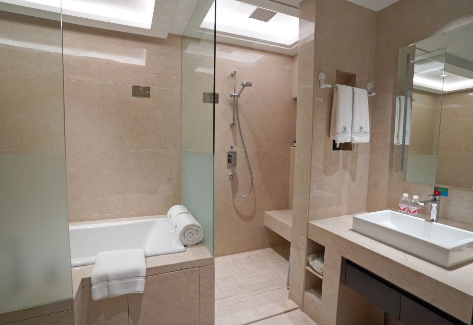 Harbin Victories HotelExecutive Standard Suite