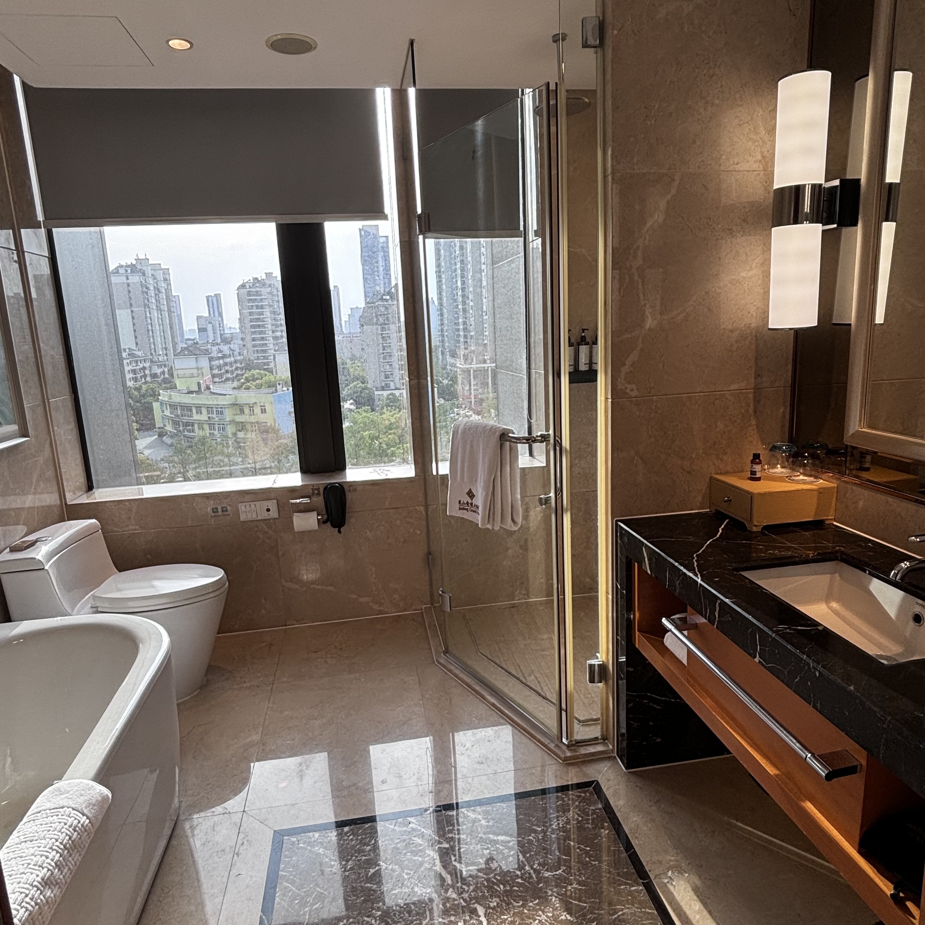 金陵萌宠大床房