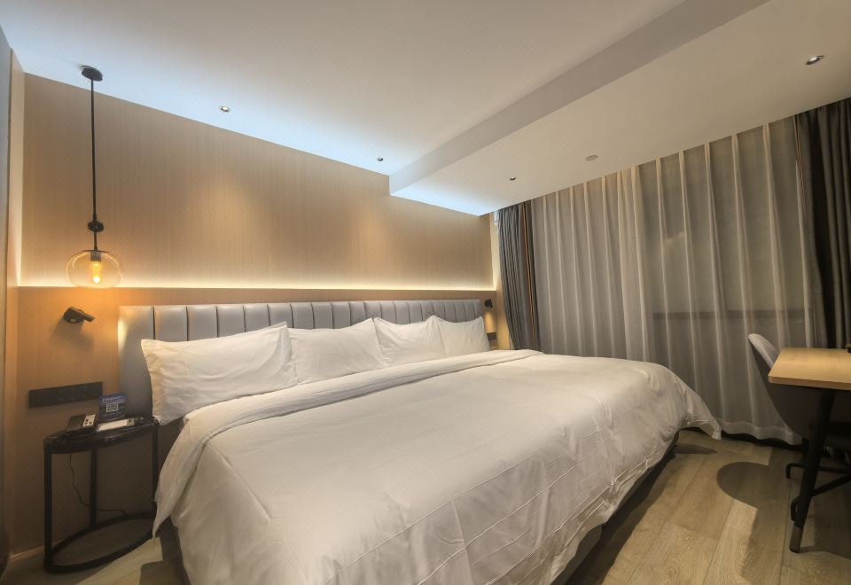 丽呈·滚来滚去大床房