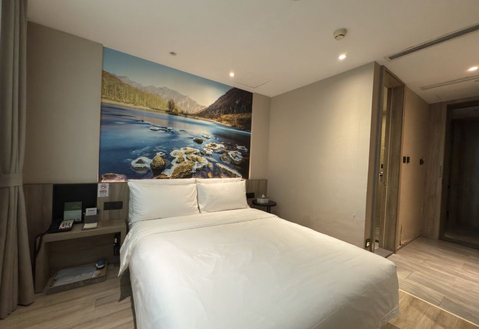 Yaduo Hotel, South Fourth Ring West Road, Beijing Headquarters BaseElegant Queen Room