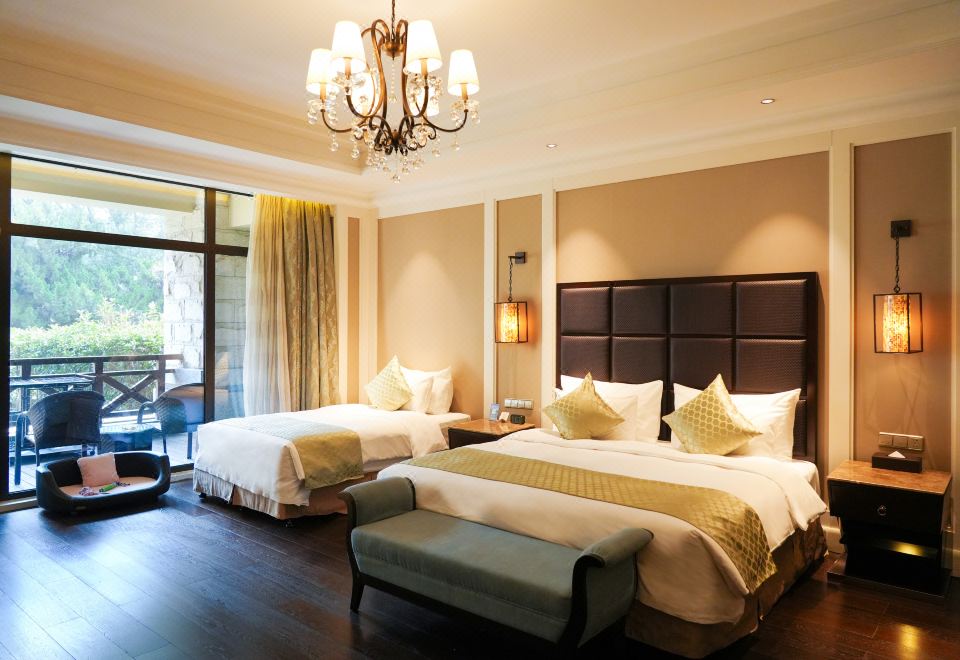 WUXI TAIHU HOTELGuestroom - Courtyard-View