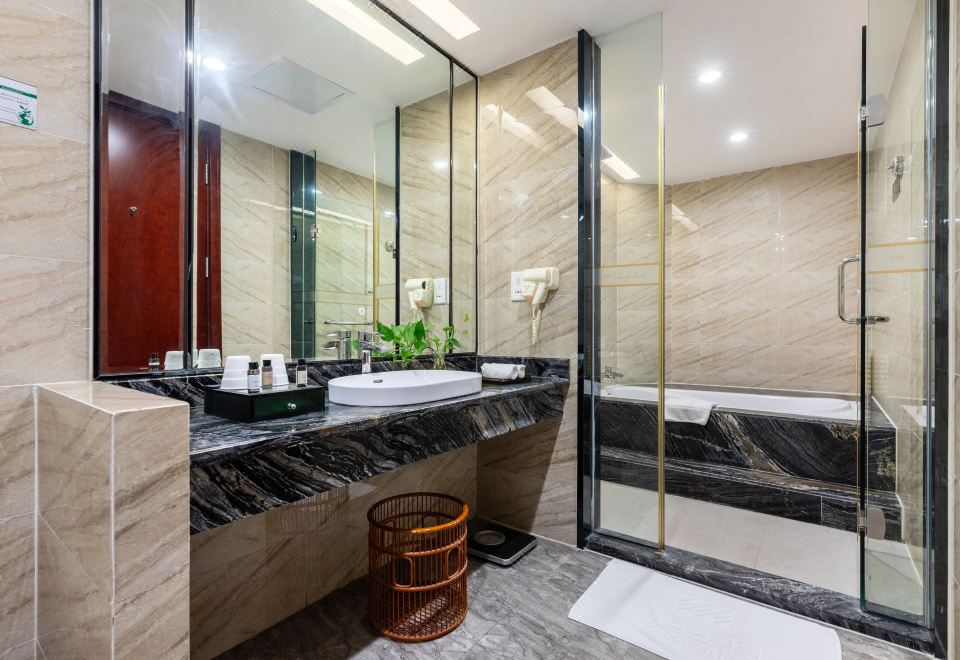 行政套房（两房一厅+小冰箱）