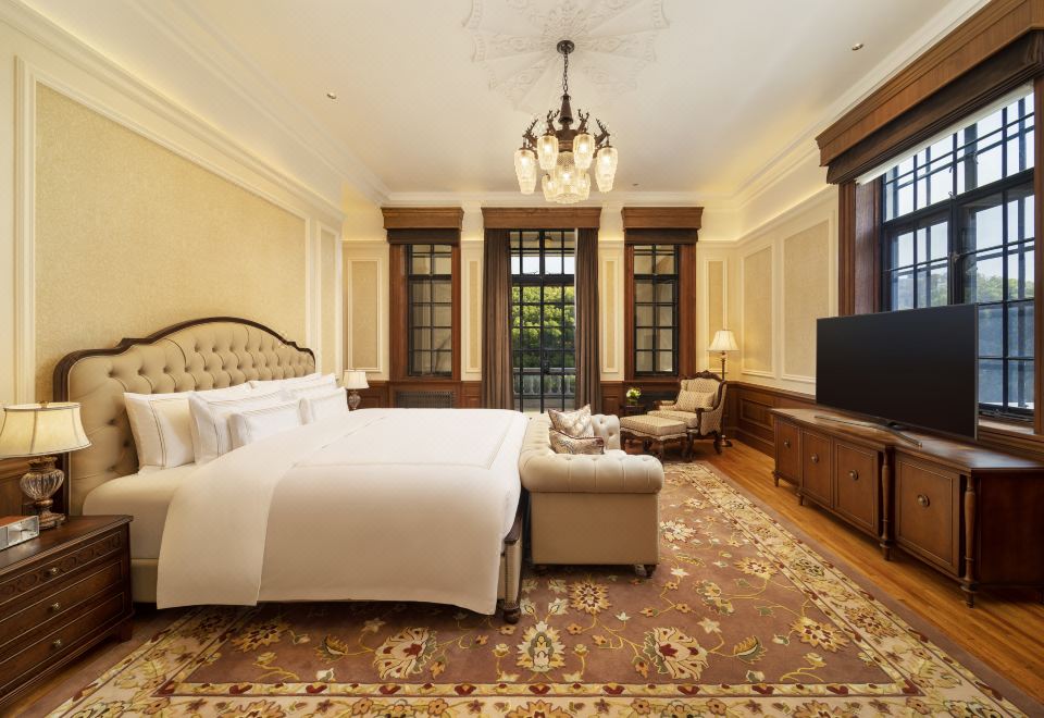 豪华至尊套房-带露台+1号楼