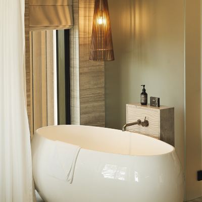 Treetop Suites with Breakfast & Zoo Admission Wildlife Retreat at Taronga Promo Code