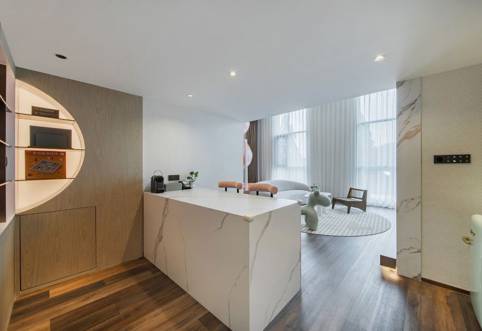 Cloud Theme Family Room