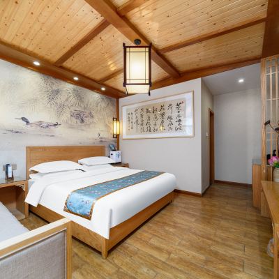 墨雅軒豪華大床房（全屋地暖） 四姑娘山聖地映像飯店優惠