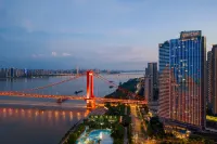 Hilton Wuhan Riverside Hotel a 
