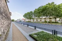 Ibis Évora Hotels in 
