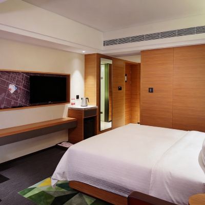 舒適大床房 南寧東站希爾頓歡朋酒店優惠