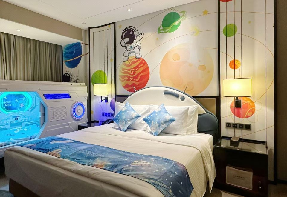 STAR星际家庭房（太空舱）