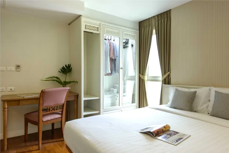 อพาร์ทเมนท์สามห้องนอนพร้อมสองห้องน้ำ