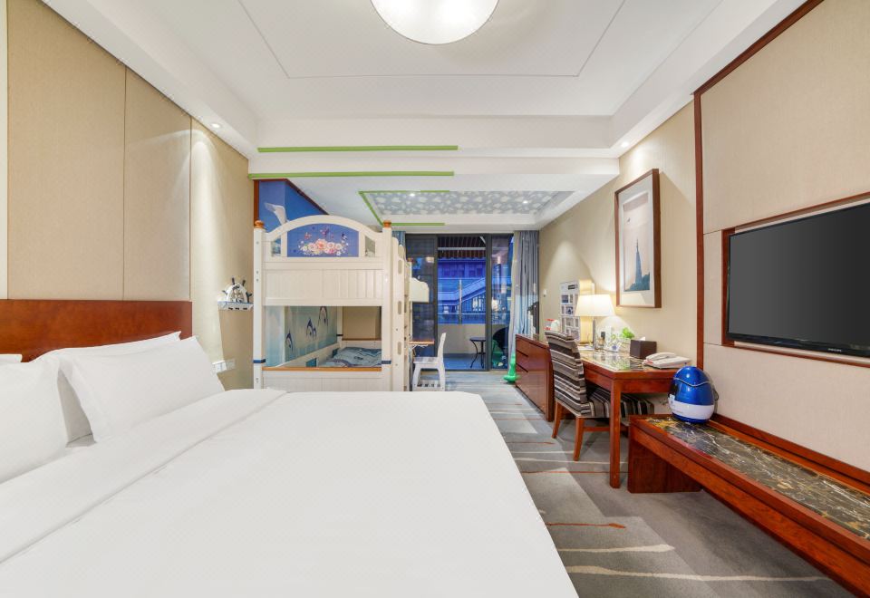 Lake View Hotel hangzhouOcean Themed Family Friendly Room