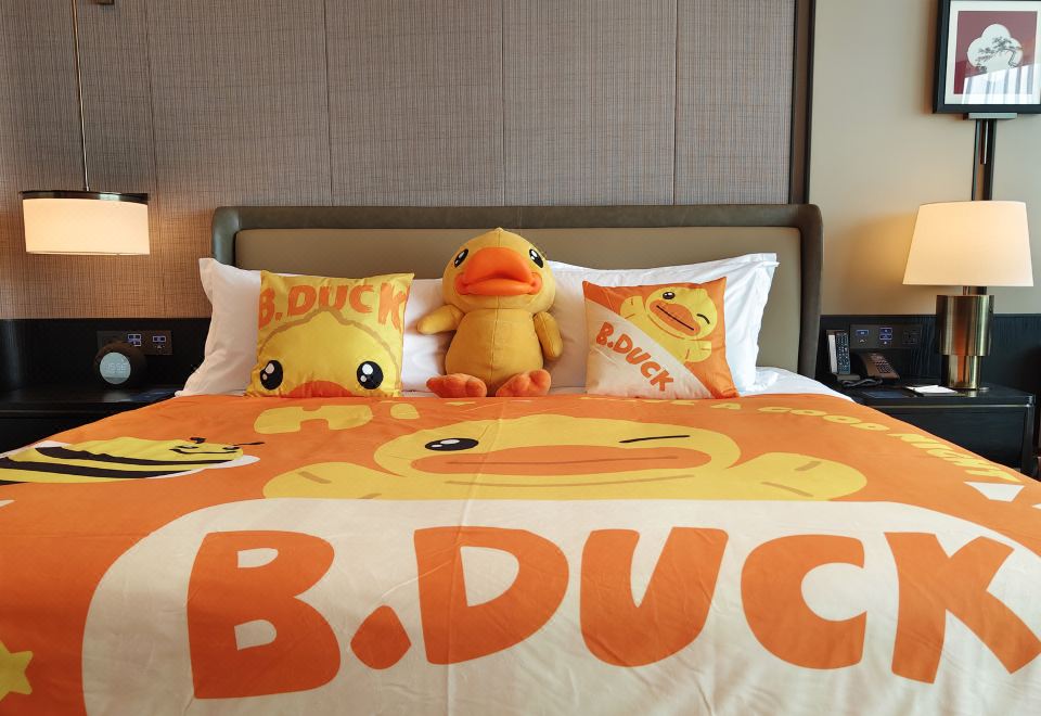 小黄鸭主题豪华大床房