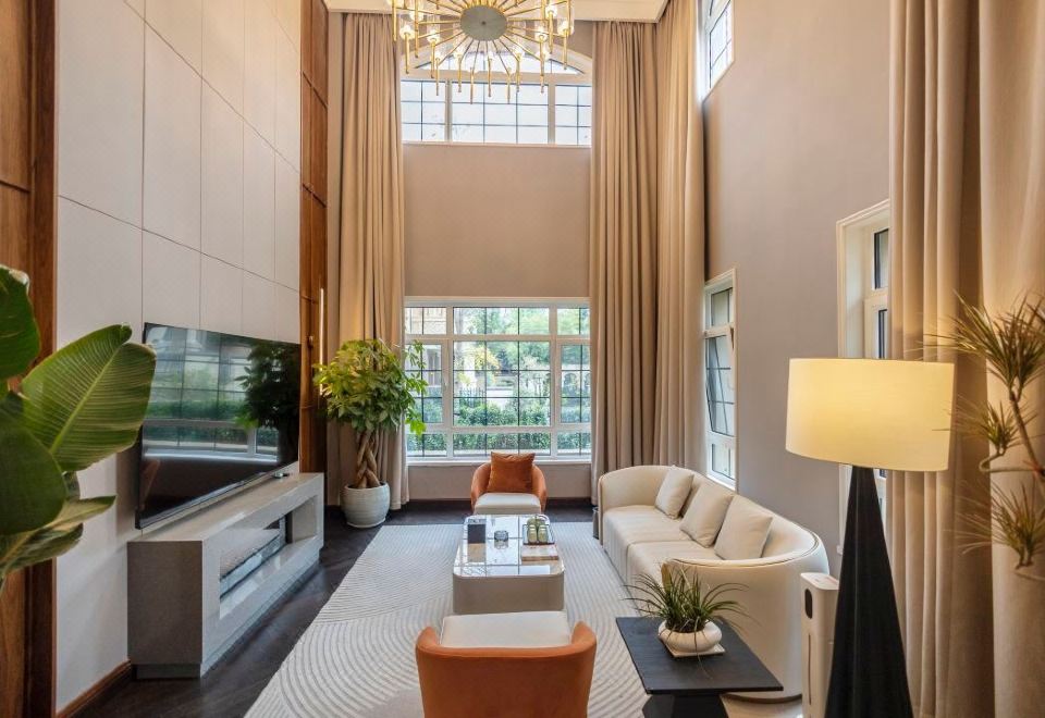 才·法式浪漫山景墅居