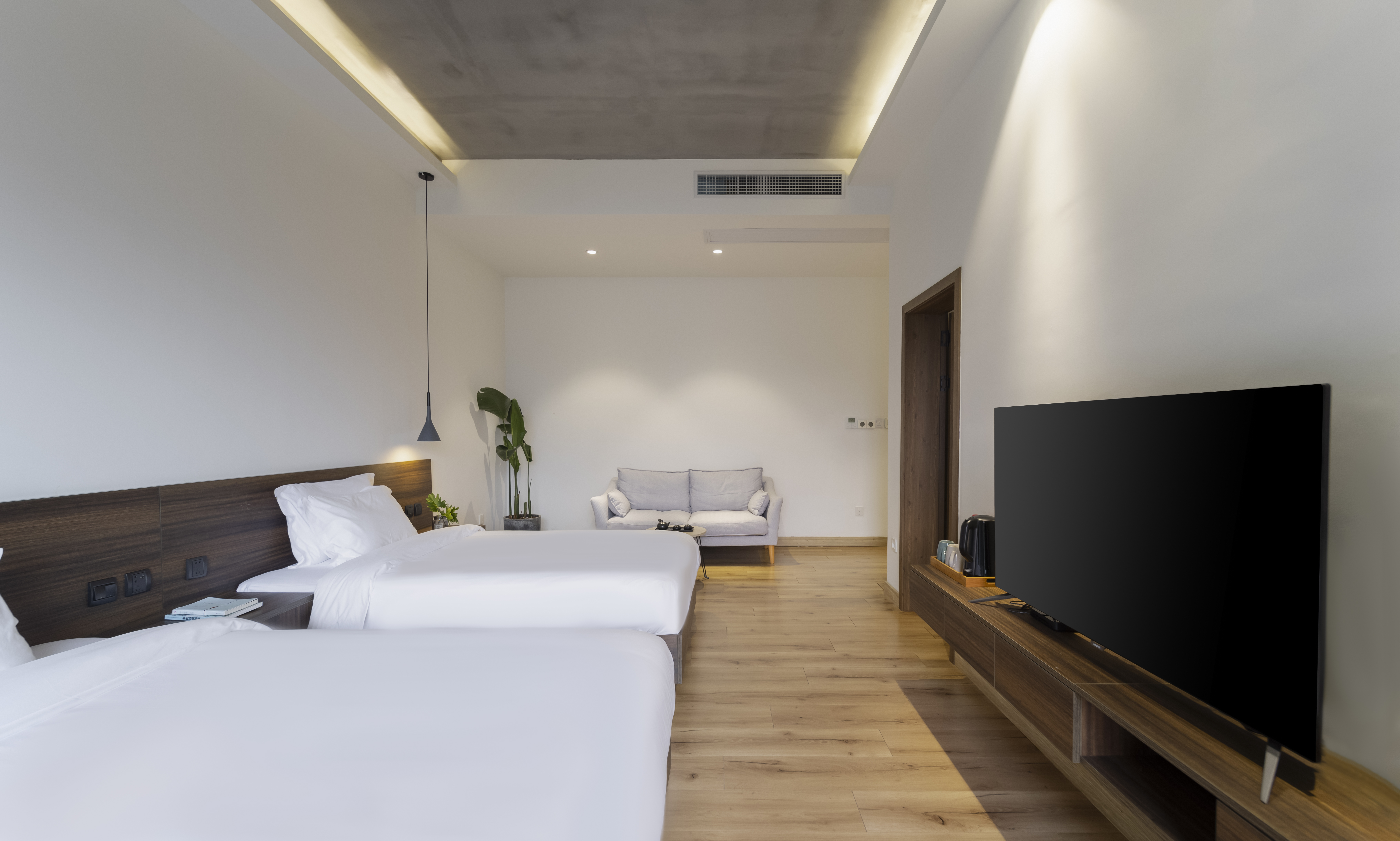 沐风湖景双床房（全景落地玻璃）