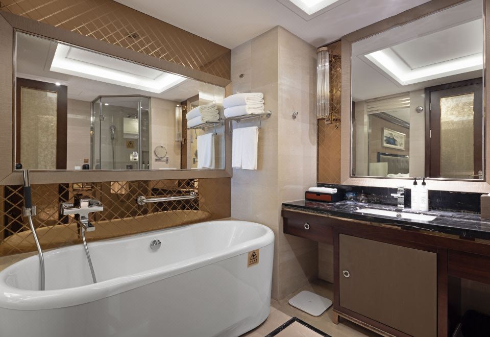 Rising Butterfly Hotel, Chengdu TaiKoo LiDeluxe Suite King