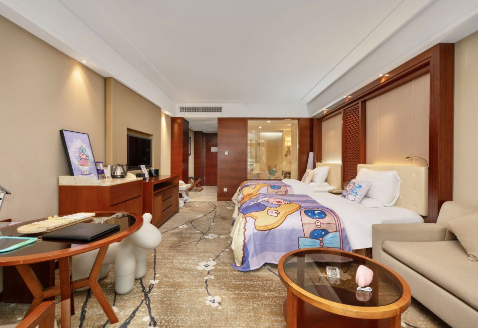 猪小屁主题湖景双床房