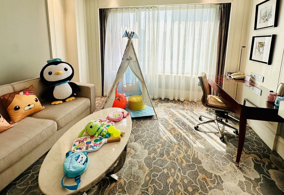 Courtyard by Marriott Shanghai FengxianOctonauts Theme Family Suite