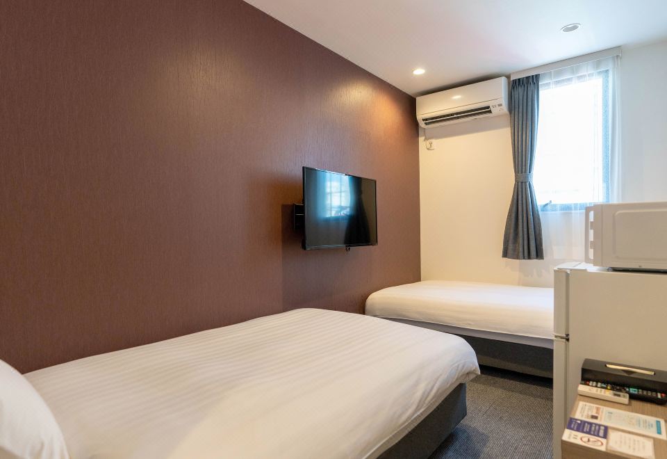 双床房 （Check-in Is Not Available After 11p.m.）