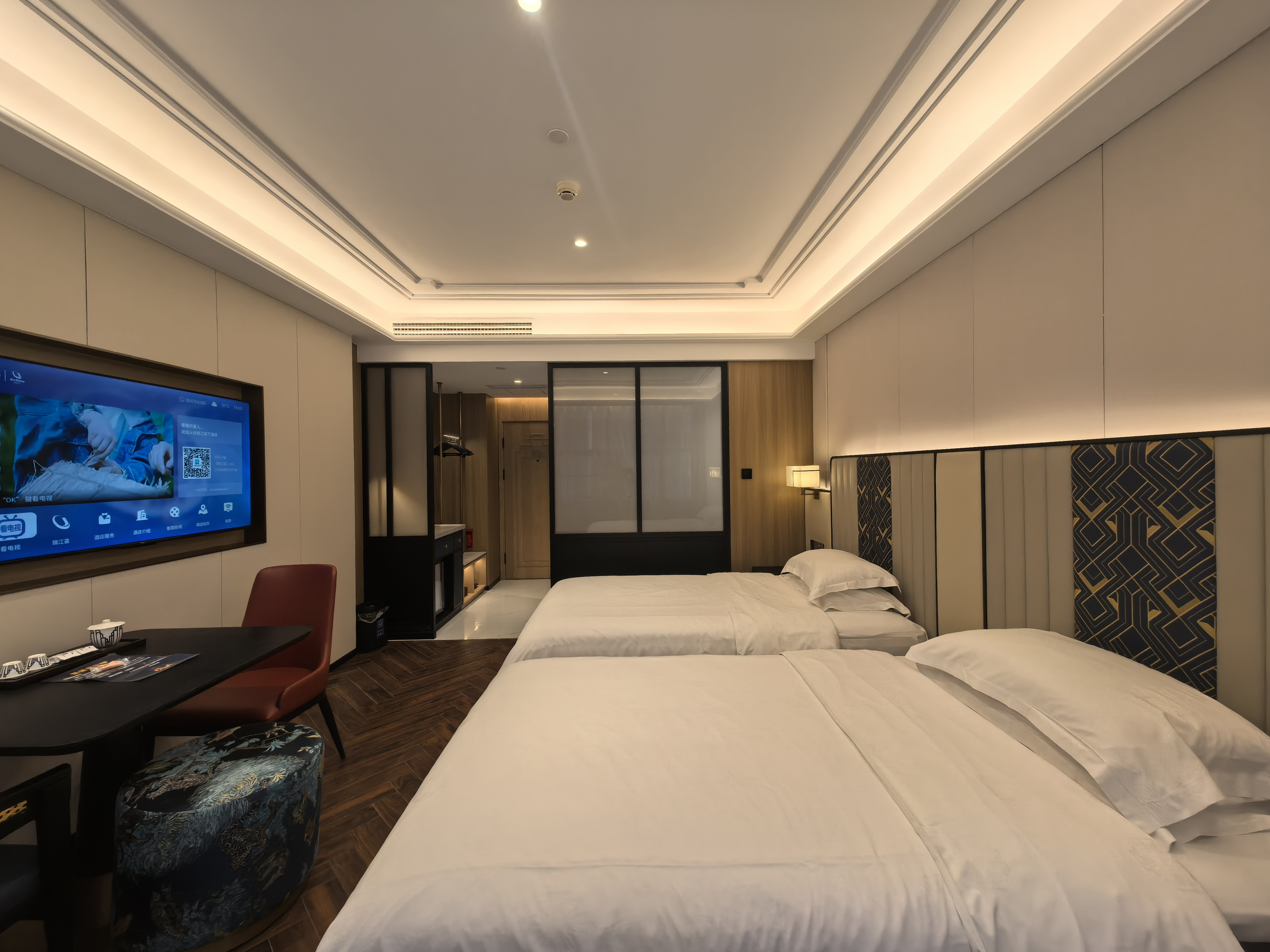 行政尊享雙床房（智能設備-防蟎床墊-茶具）