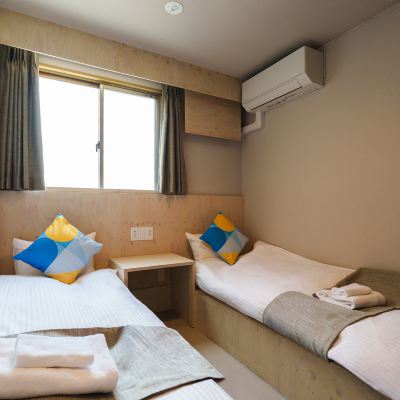 スタンダードツイン（共用シャワー・トイレ付） DOYANEN HOTELS BAKURO (どやねん ホテルズ バクロ） クーポン