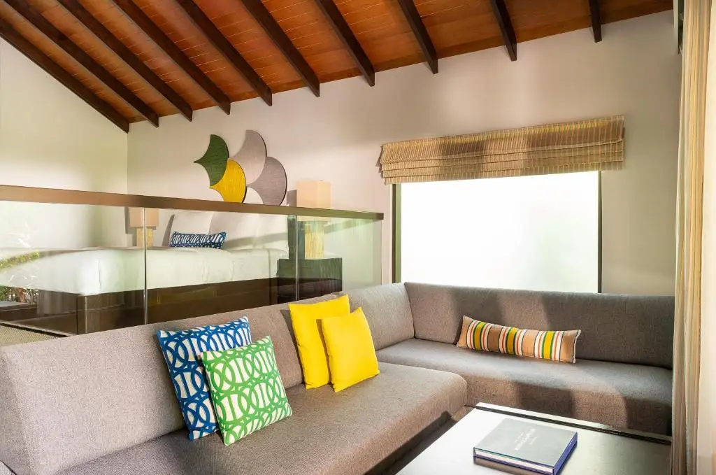 3N豪华别墅+2N带泳池的水上平房