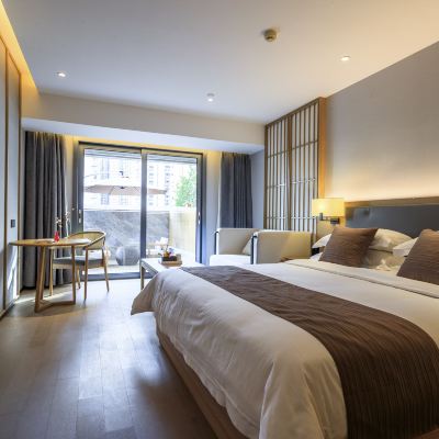 花園陽台大床房 詩藝城棧（廣州塔店）優惠