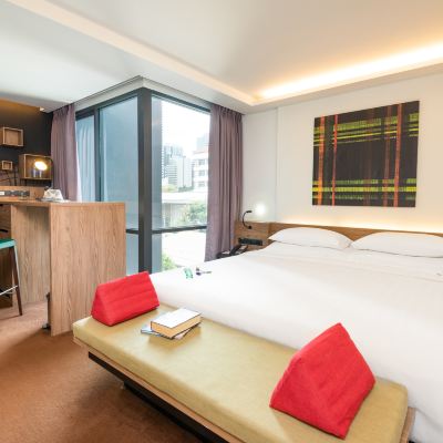 豪華特大床房 曼谷素坤逸 15 巷美蒂雅摩德優惠