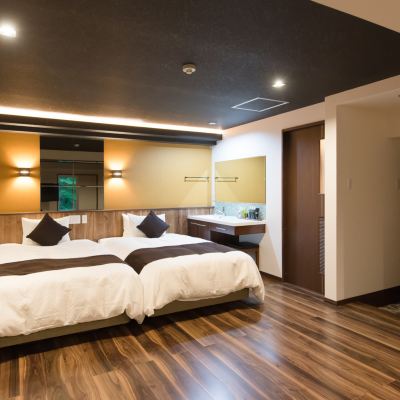 【和美麗ジュニアスイート和洋室】　52平米　信楽焼露天風呂 喫煙 リブマックスリゾート箱根仙石原 クーポン