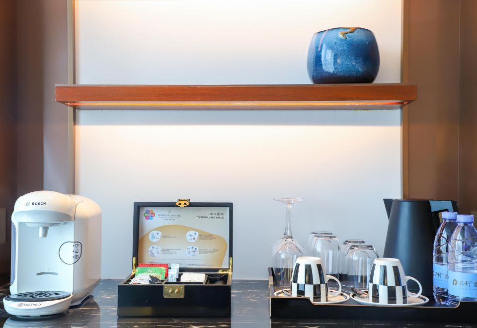 InterContinental Guangzhou Exhibition CenterDeluxe City-view Twin Room