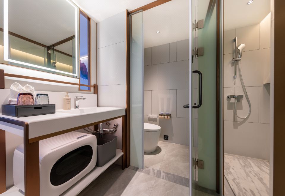 艺心豪华大床房【小冰箱+手机投屏】