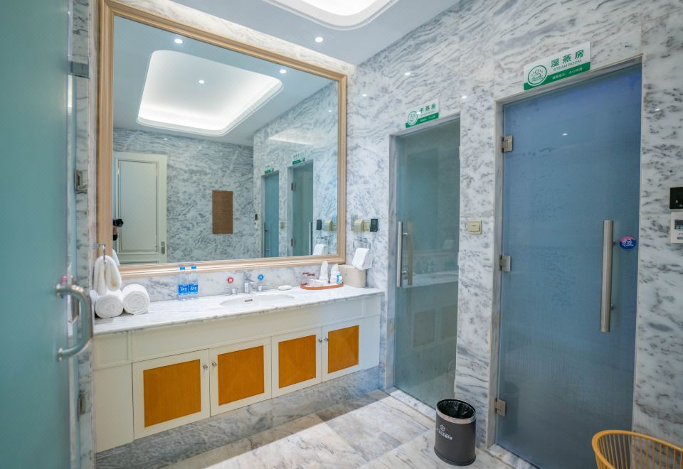 Castle Hotel Ocean Flower IslandFamily Friendly Villa - 2-Bedroom