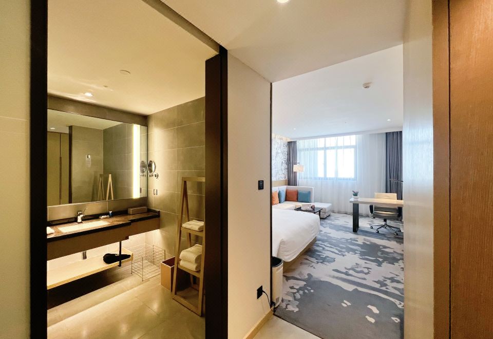 Queen Room