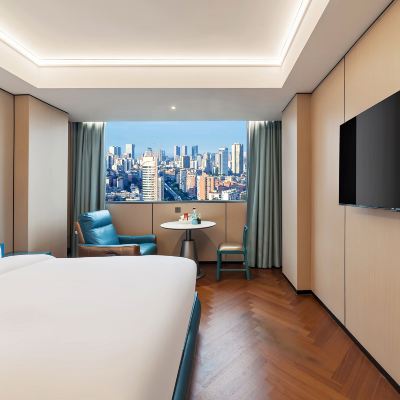 雅緻大床房【精選深睡枕+舒適床墊+電動沙發】 廈航Hotel 1987（廈門火車站明發廣場店）優惠