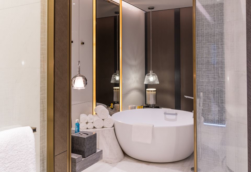 InterContinental Beijing Sanlitun1 King Bed Presidential Suite