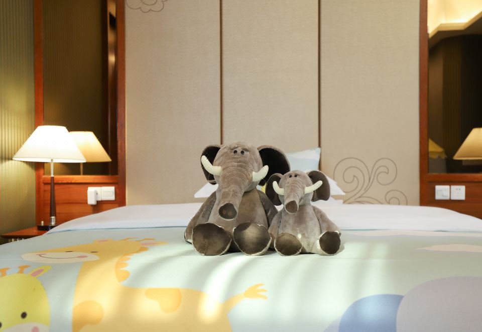 亲子特色阳光花园三卧家庭套房