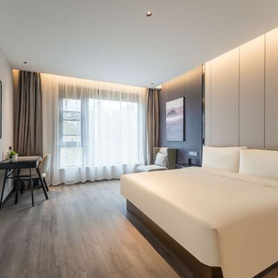 行政城景大床房 上海新天地地鐵站亞朵飯店優惠