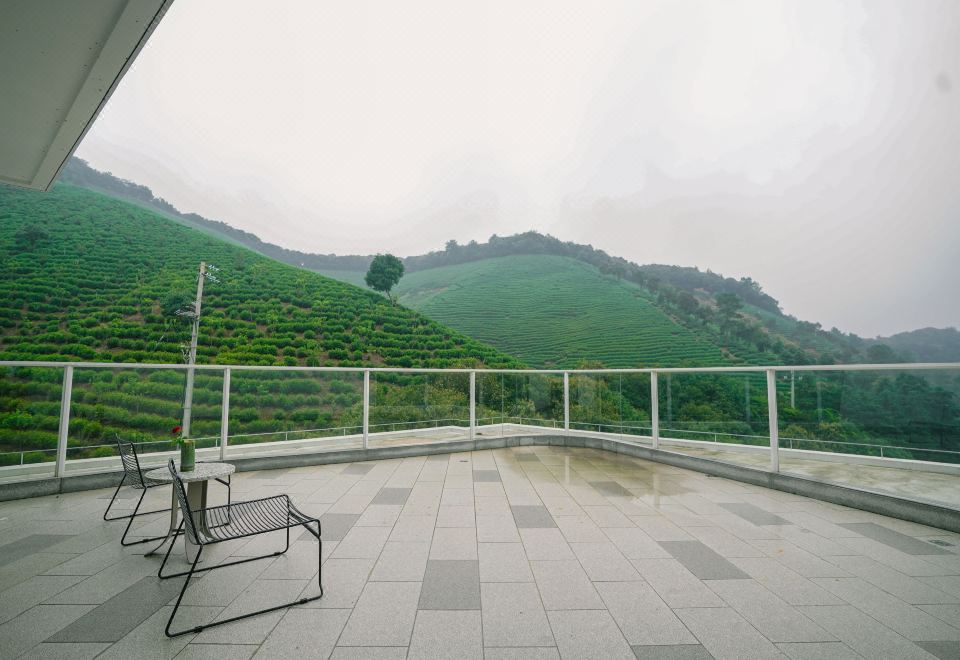 Premier Panorama Room (Double Bed)