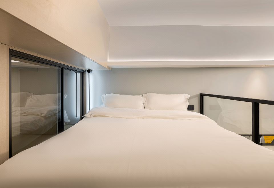 精选LOFT复式大床房（采光通透+坐卧沙发+全屋暖气）