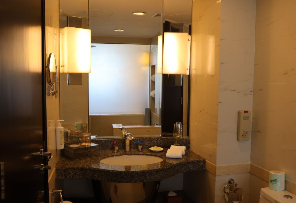 Jianguo Garden Hotel BeijingExecutive Business Room