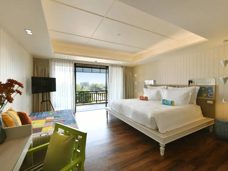 Rest Vibe - Private Balcony