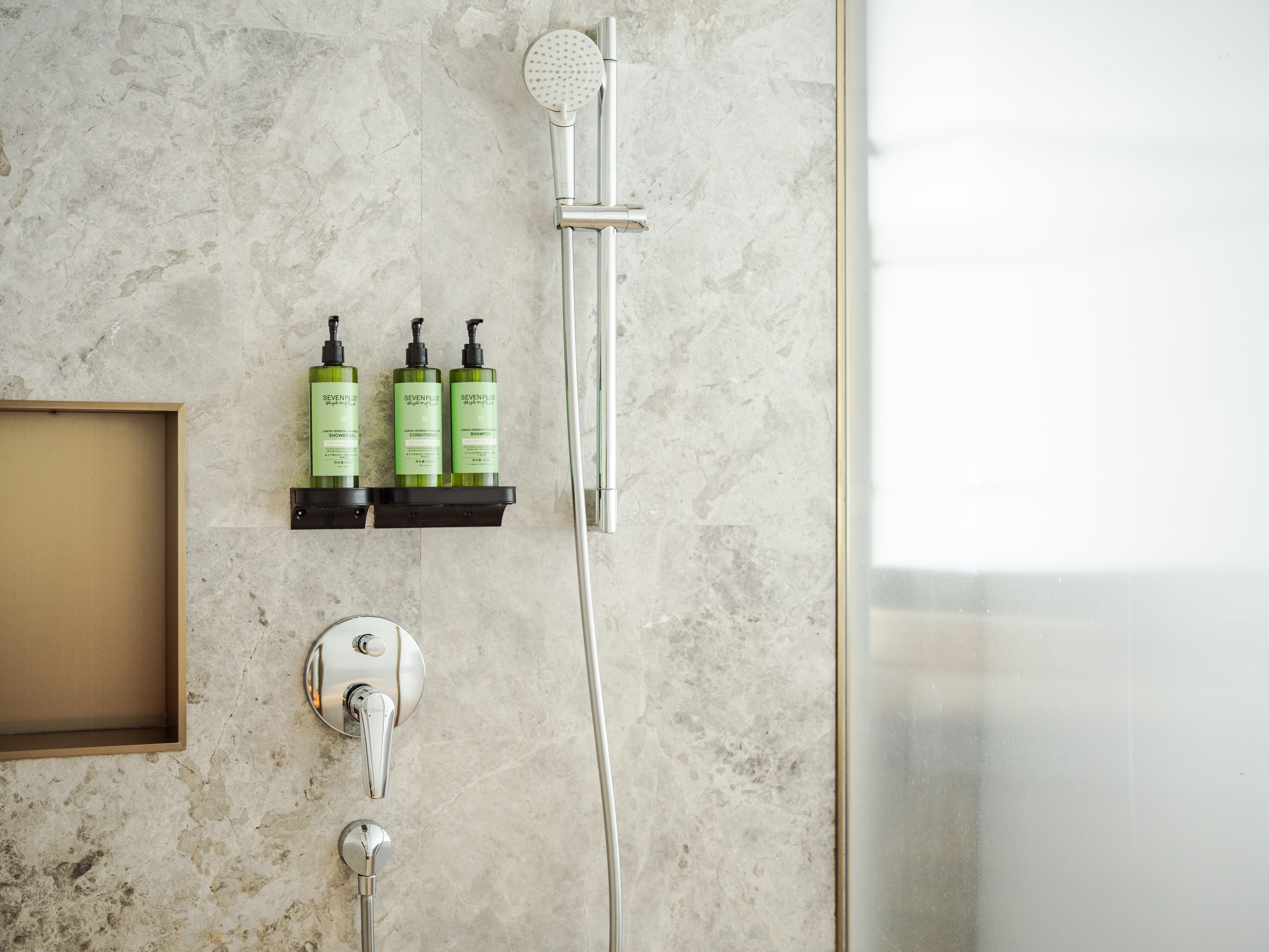 原野高级大床房